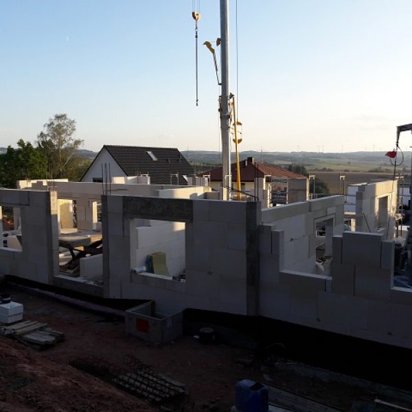 Baustelle-Neuhof-MutterTheresa-3-komprimiert